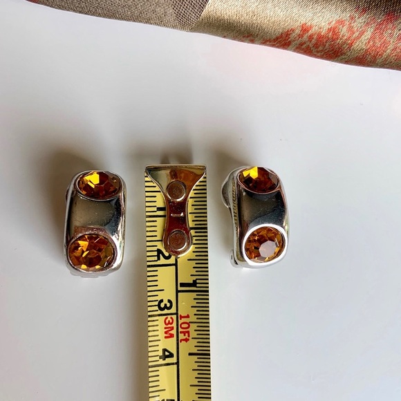 ๐๏ธ๐๏ธ Vintage amber half hoop clip earrings - Picture 3 of 6